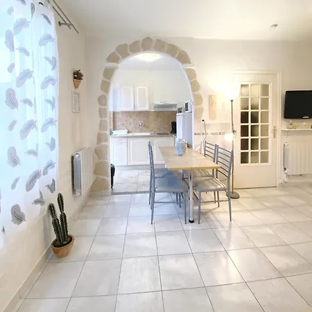 Confort, Chic & Spacieux De Les Pins &