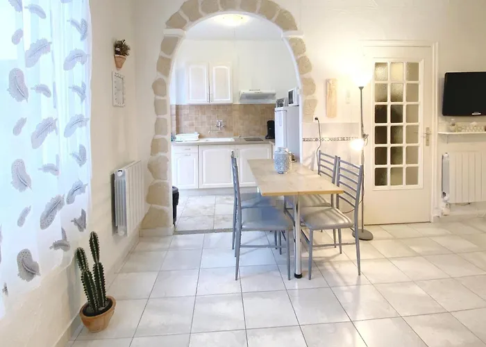 Confort, Chic & Spacieux De Les Pins &