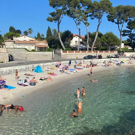 Confort, Chic & Spacieux De Les Pins & * Жюан-ле-Пен