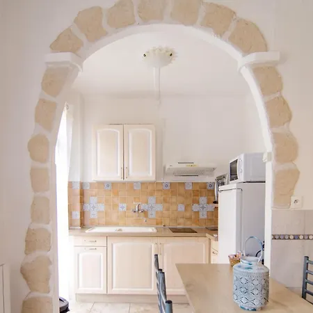 Confort, Chic & Spacieux De Les Pins & Apartment *