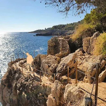 Confort, Chic & Spacieux De Les Pins & * 주앙레핑